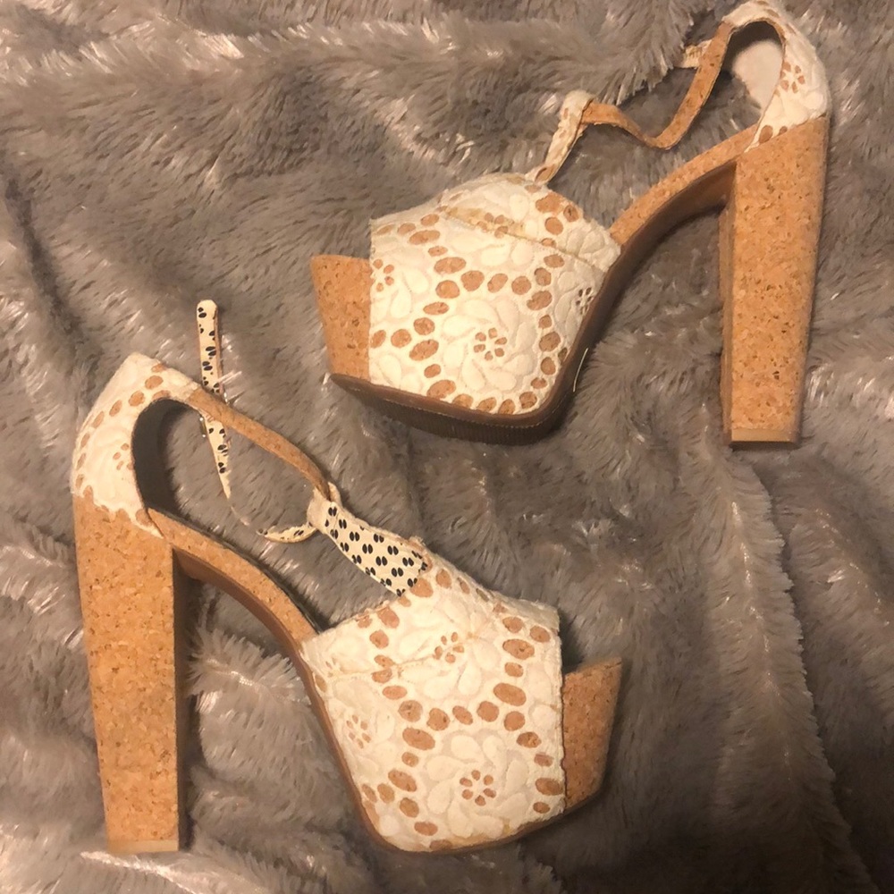 Elegant White Platform Heels